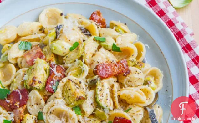 Broto De Bruxelas Assado Carbonara