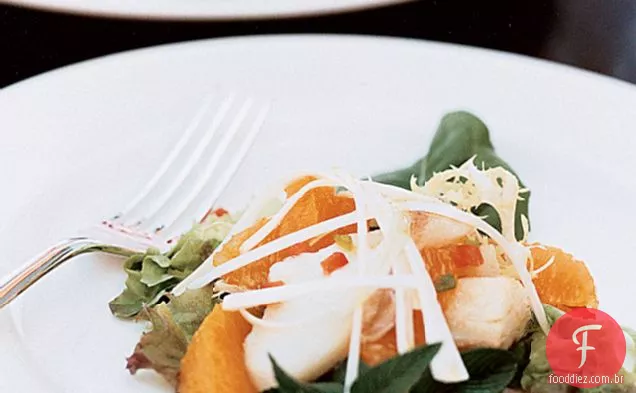 Quente curado - salada de Bacalhau com laranja e manjericão