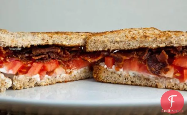 Sanduíche BT (Bacon e tomate) 
