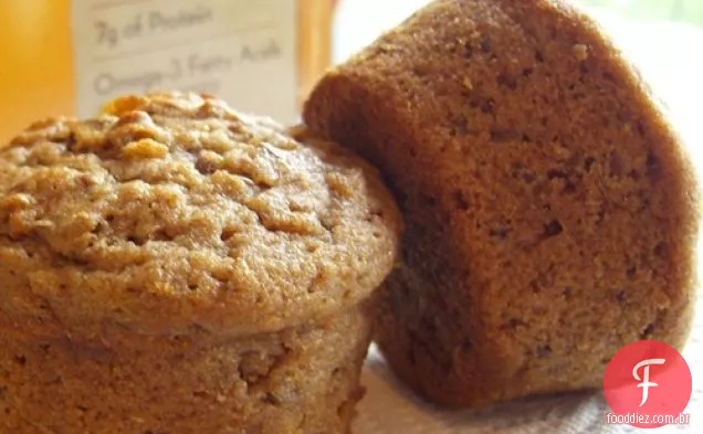 100% Muffins De Passas De Canela De Trigo Integral