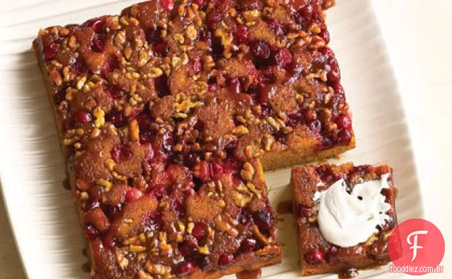 Cranberry abóbora de cabeça para baixo bolo