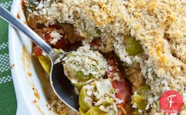 Couve de Bruxelas com Bacon defumado em um creme de mostarda coberto com uma crosta de parmesão