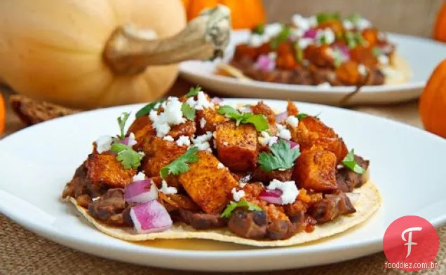 Butternut Squash e chouriço Tostadas