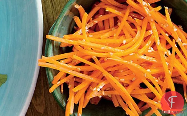Salada De Gergelim E Cenoura