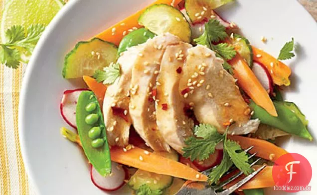 Salada De Jardim De Frango De Gergelim