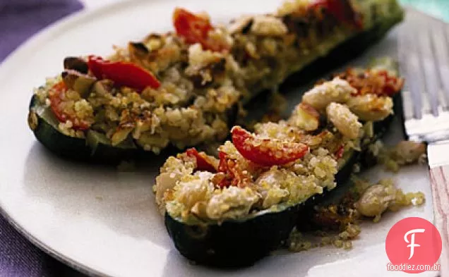 Abobrinha com recheio de Quinoa