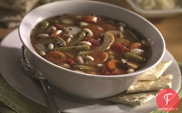 Sopa De Despensa De Vegetais De Dez Minutos