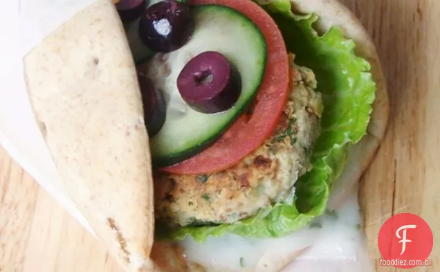 Vegan Falafel Wraps com molho 