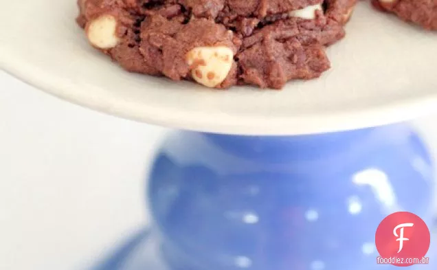 Manteiga De Amendoim De Chocolate Duplo e biscoitos brancos