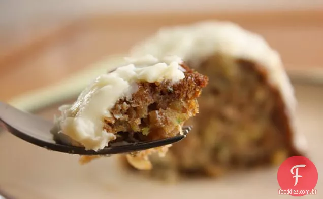 Bolo De Abobrinha De Abacaxi Com Cobertura De Cream Cheese