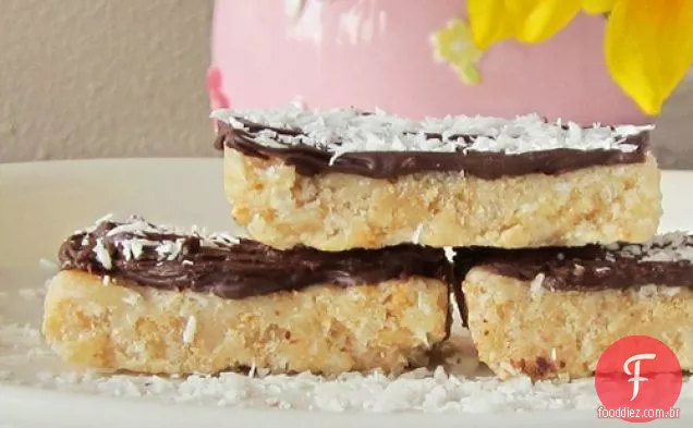 Barras Crocantes De Coco Mergulhadas Em Chocolate (Sem Marshmallow)