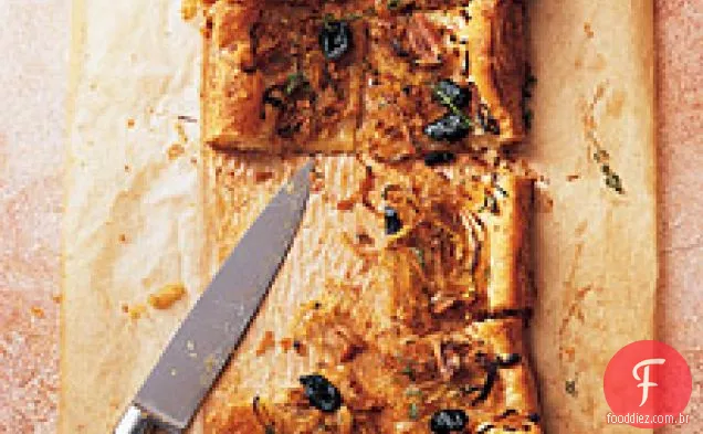 Torta De Cebola Caramelizada Com Azeitonas