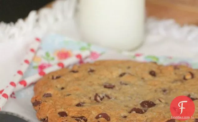 Biscoito De Chocolate salgado com manteiga marrom por um