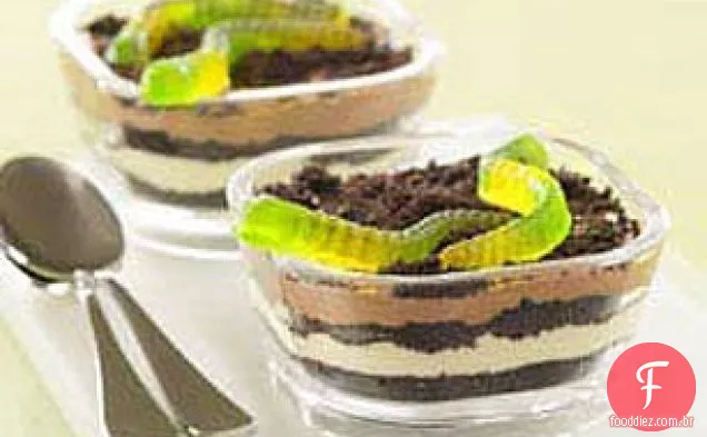 Copos de terra ou areia (Oreo Pudding Parfaits)