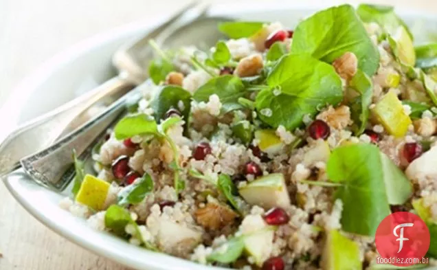 Quinoa com agrião apimentado, peras e romã