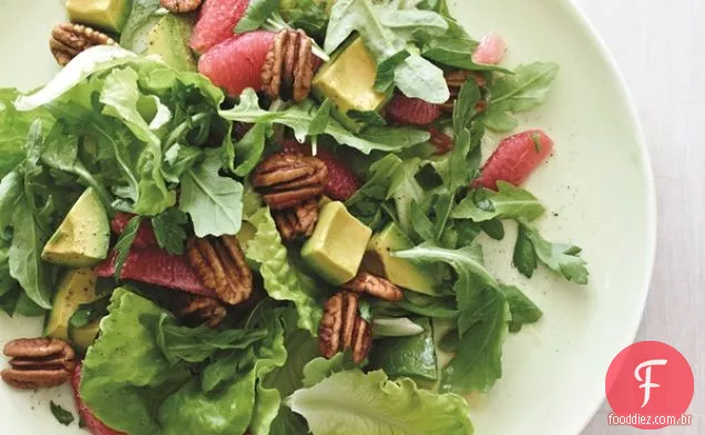 Salada de Inverno de toranja e abacate