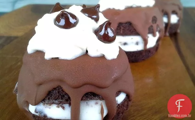 Mini Mint Chocolate Ice Cream Cakes