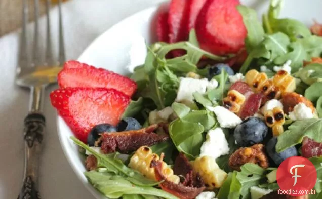Salada carbonizada de milho, Bacon e Baga de Verão