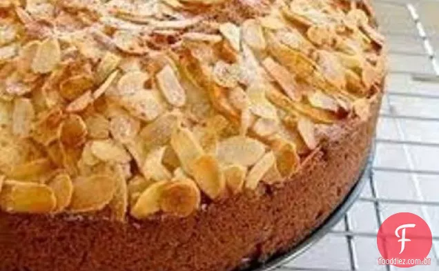 Bolo De Amêndoa De Mel