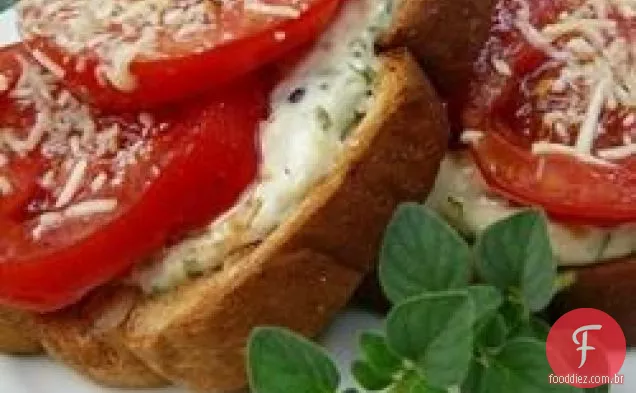 O melhor sanduíche de tomate grelhado da mamãe
