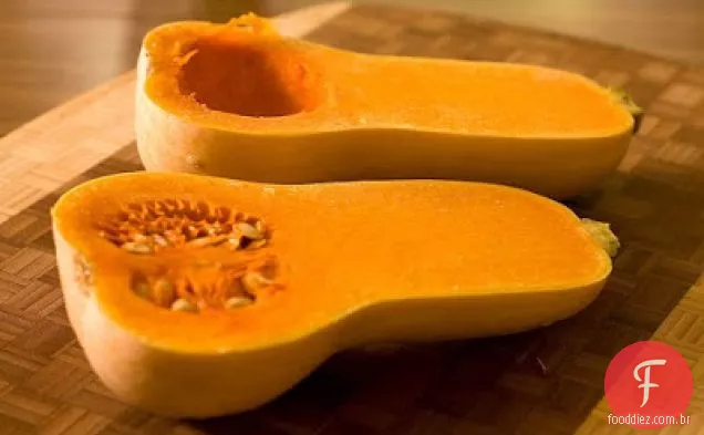 Abóbora Com Espinafre Murcho E Queijo Azul