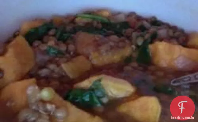 Sopa Indiana de batata doce e lentilha