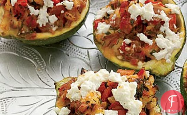Abobrinha recheada com camarão e queijo Feta