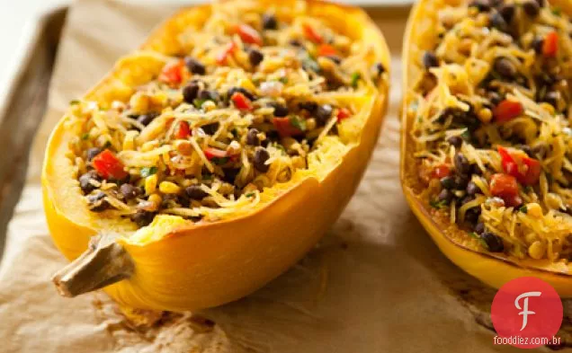 Spaghetti Squash Picante Com Feijão Preto
