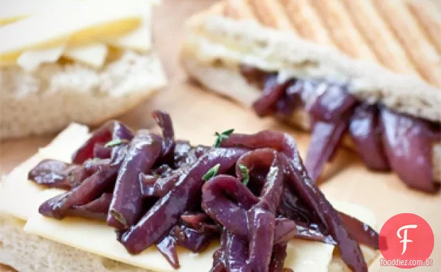 Gruyere grelhado com cebola vermelha Confit ... mais perguntas e respostas com