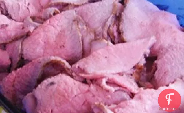 Carne assada lentamente para sanduíches
