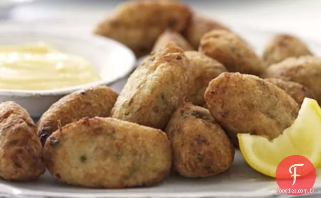 Bolinhos De Bacalhau Com Sal