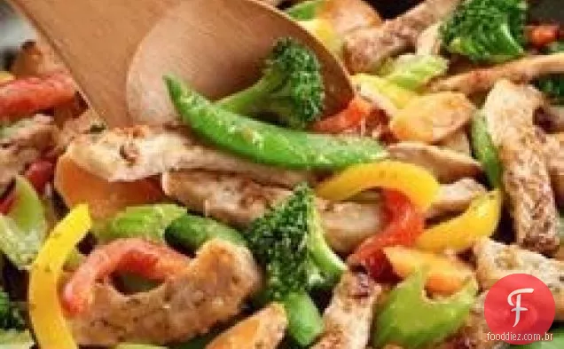 Carne de porco e vegetais refogados
