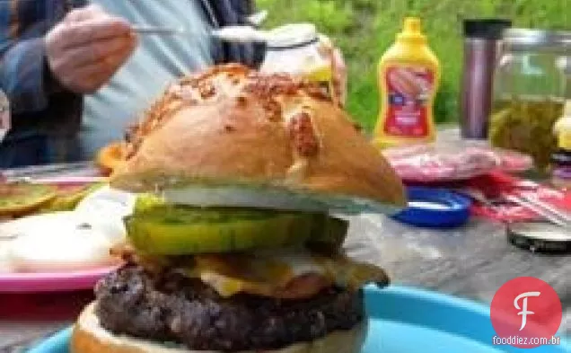 Os hambúrgueres Roquefort favoritos do Pai em Detroit