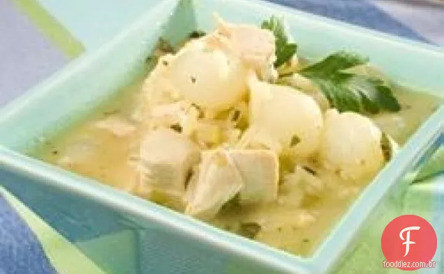 Sopa de frango e arroz selvagem