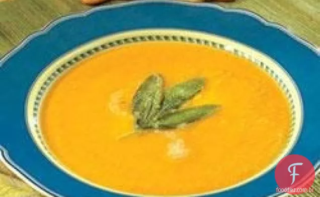 Sopa de abóbora com sálvia