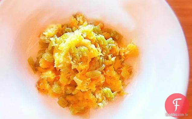 Abóbora De Bolota Com Chiles Verdes
