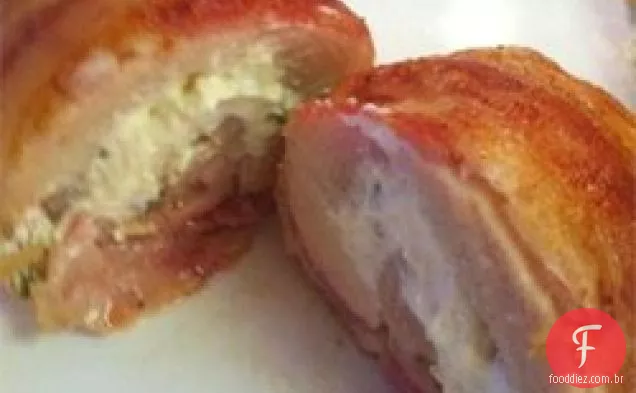 Frango Cremoso Embrulhado Em Bacon