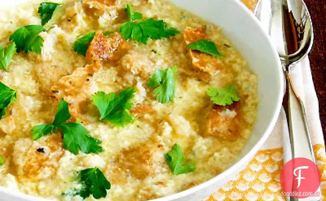 Sopa de Pão de alho e alecrim