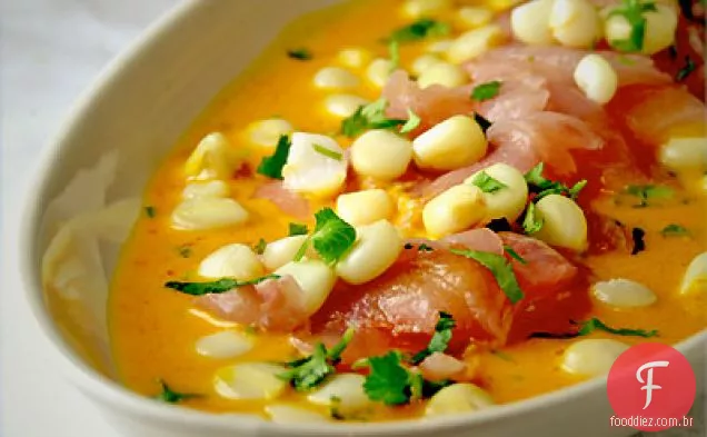 Crudo de robalo com molho Tiradito Peruano