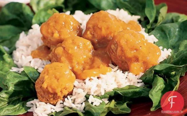 Salada De Curry De Peru Quente