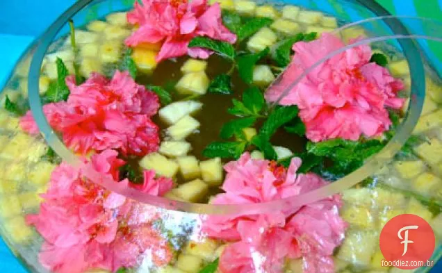 Pineapple Pisco Punch