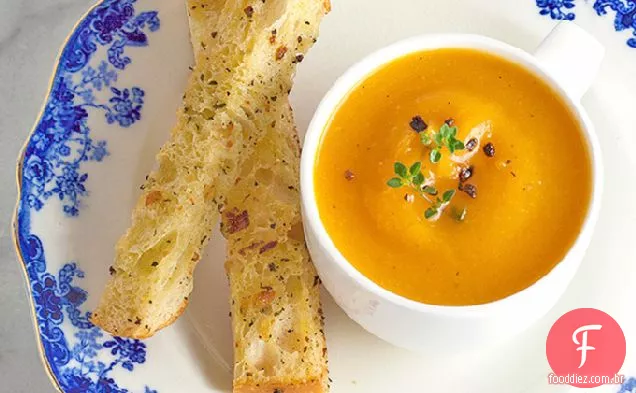 Sopa De Abóbora E Maçã
