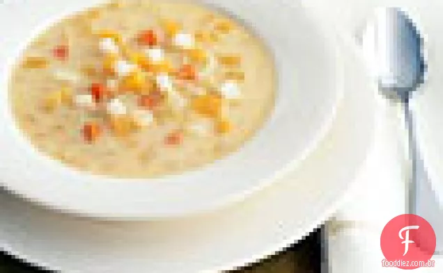 Sopa de abóbora com peras e gengibre