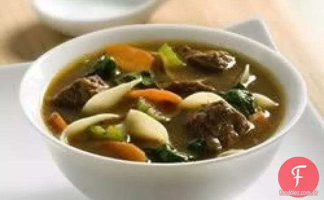 Sopa Taiwanesa De Macarrão De Carne