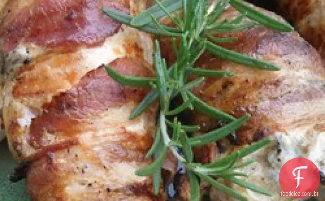 Frango grelhado com alecrim e Bacon