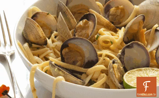 Cúrcuma Picante & Habanero Clam Linguine