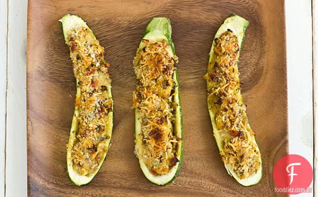 Abobrinha Recheada Vegetariana Com Parmesão Panko