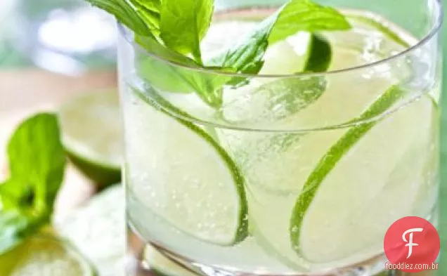 Pepino Gimlet