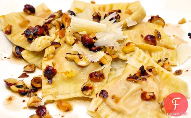 Ravioli De Abóbora E Mascarpone Com Manteiga Marrom De Avelã