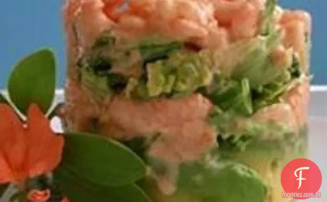 Salada de camarão e abacate